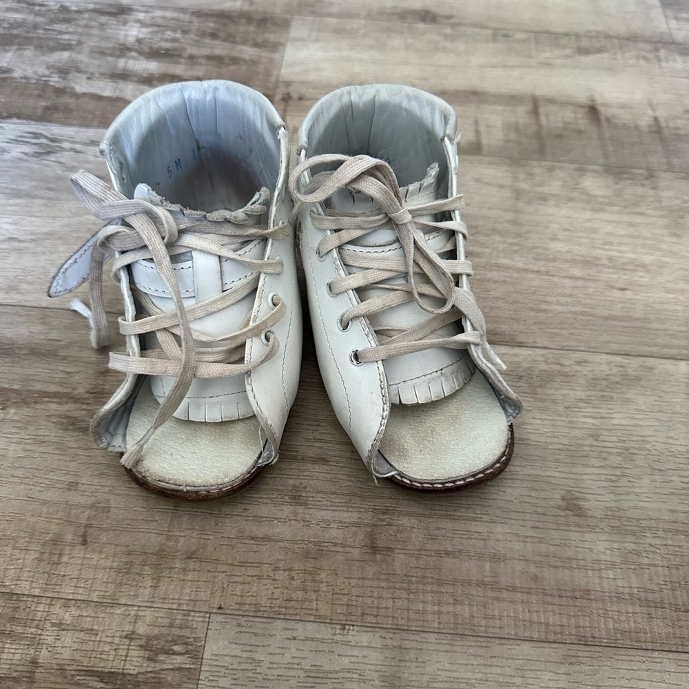 Correctional baby / kids orthopedic shoes